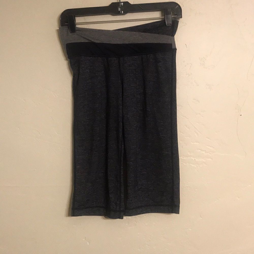 Lululemon capris 6 (#421)